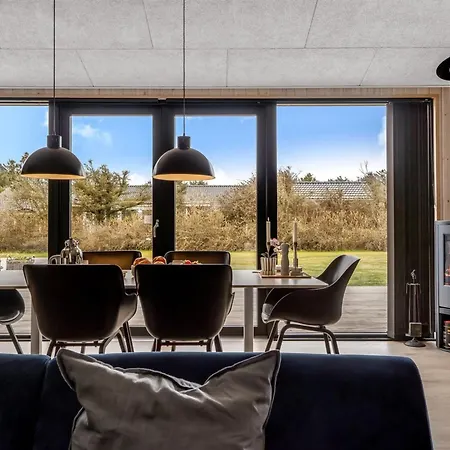 Tatania - 800m From The Sea By Interhome Feriehus